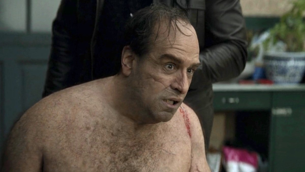 A naked Oz Cobb sitting in a chair looking distressed on The Penguin