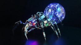 Look Out, Here Comes the Spider Lamp