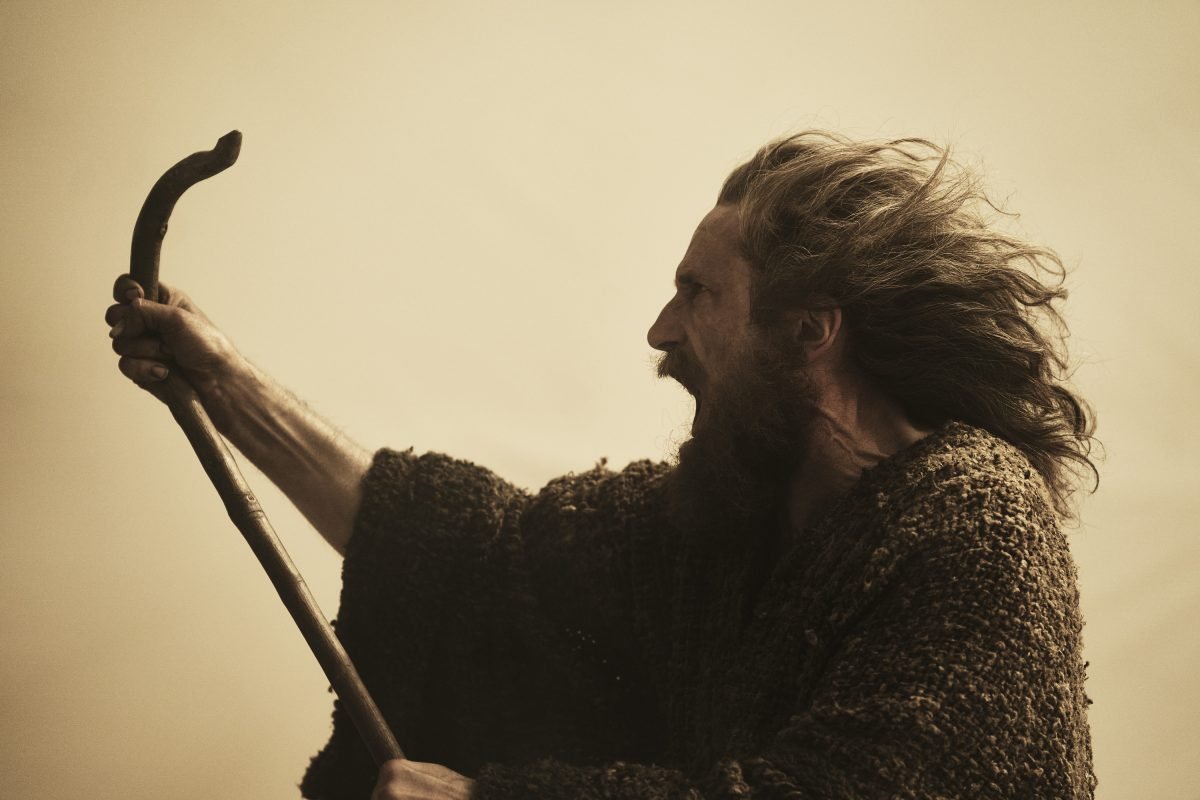 The Stranger and a staff The Rings of Power season two